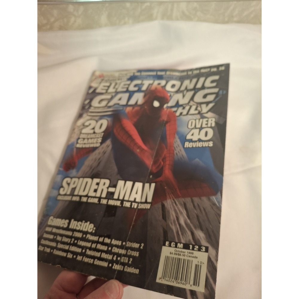 EGM Electronic Gaming October 1999 #123 Spider-Man Magazine Resident Evil 3 Ad - Picture 3 of 16